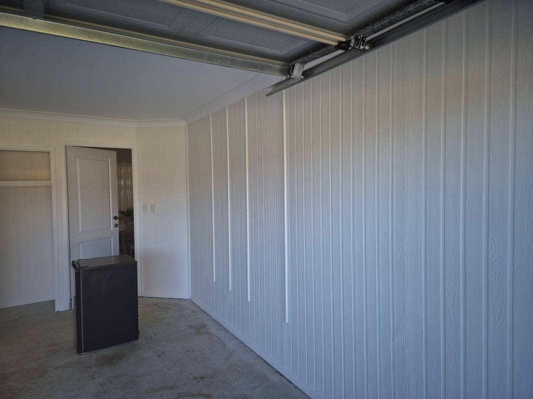 Interior painting project 10 by Rayzar's Painting in North Brisbane and Sunshine Coast