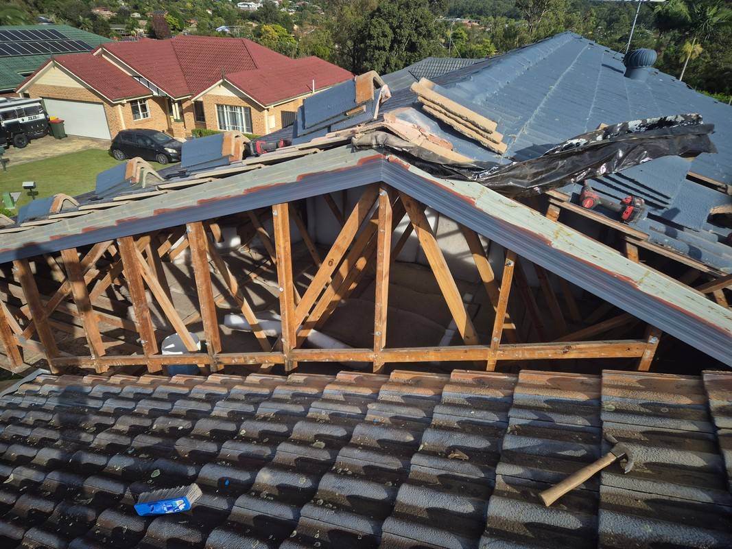 Building and paint surface repair 1 by Rayzar's Painting in North Brisbane and Sunshine Coast
