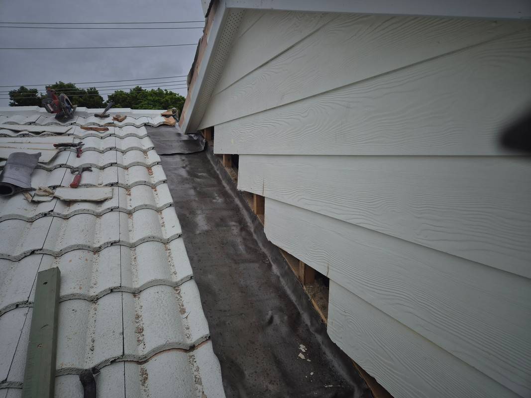 Building and paint surface repair 7 by Rayzar's Painting in North Brisbane and Sunshine Coast